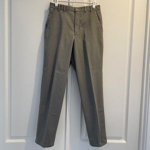 Haggar Men's Gray Chinos